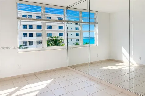 100 Lincoln Road Miami Beach FL 33139
