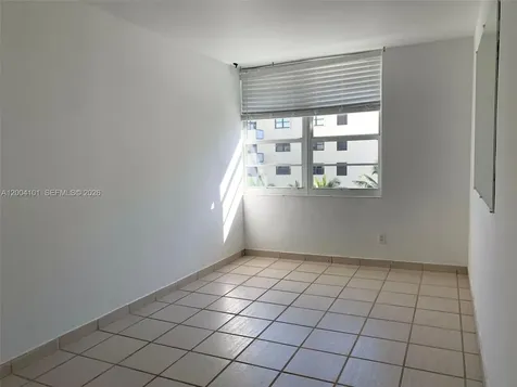 100 Lincoln Road Miami Beach FL 33139