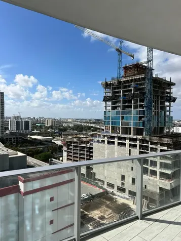851 NE 1st Avenue Miami FL 33132