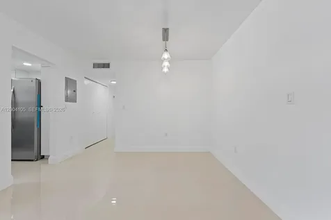 9440 W Flagler Street Miami FL 33174