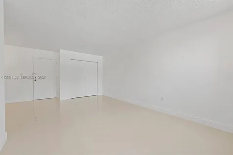 9440 W Flagler Street Miami FL 33174
