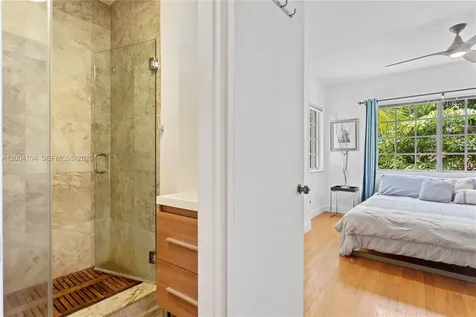 840 Lenox Avenue Miami Beach FL 33139
