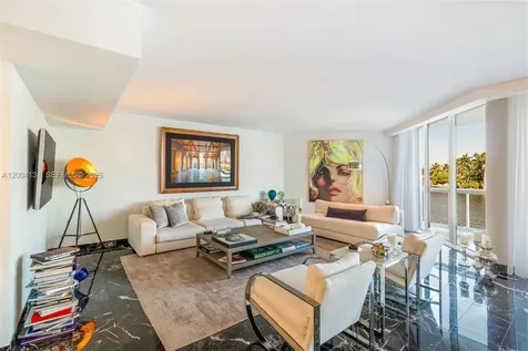 20191 E Country Club Drive Aventura FL 33180