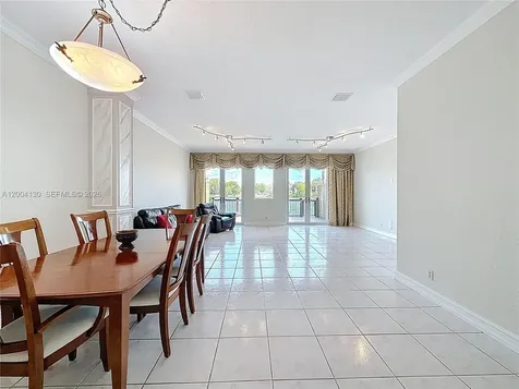 781 NE 195th Street Miami FL 33179