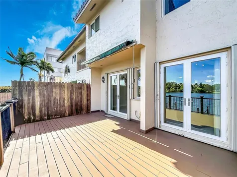781 NE 195th Street Miami FL 33179