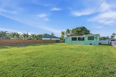 380 NE 15th Street Homestead FL 33030