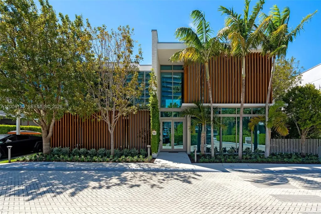 110 Reef Lane Key Biscayne FL 33149