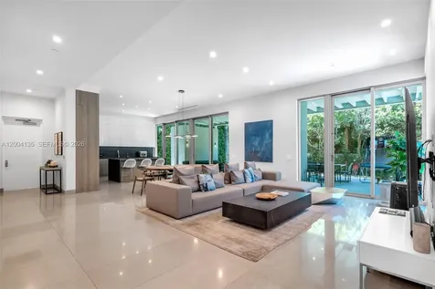 110 Reef Lane Key Biscayne FL 33149