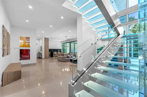 110 Reef Lane Key Biscayne FL 33149