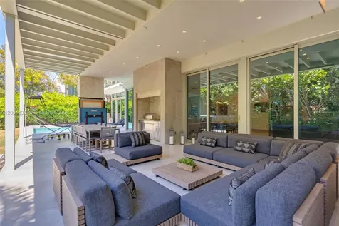 110 Reef Lane Key Biscayne FL 33149