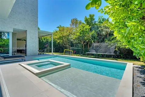 110 Reef Lane Key Biscayne FL 33149