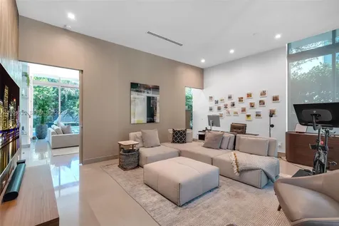 110 Reef Lane Key Biscayne FL 33149