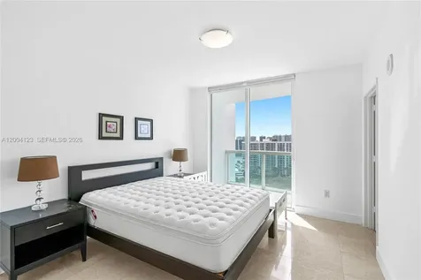 19400 Turnberry Way Aventura FL 33180