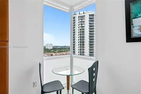 19400 Turnberry Way Aventura FL 33180