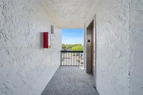 3190 Holiday Springs Boulevard Margate FL 33063