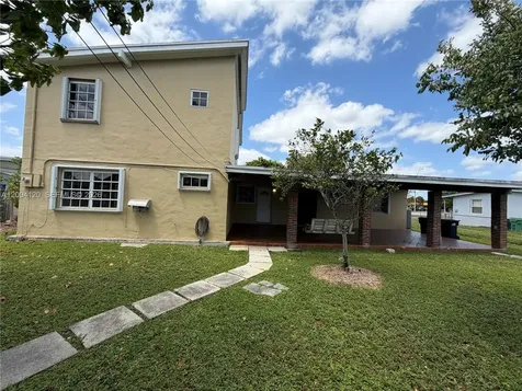 10910 SW 40th Street Miami FL 33165