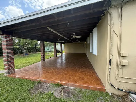 10910 SW 40th Street Miami FL 33165