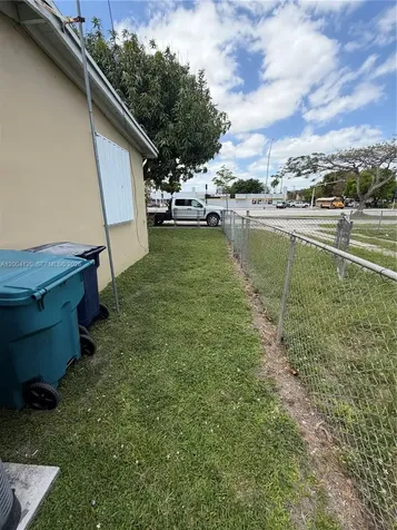 10910 SW 40th Street Miami FL 33165