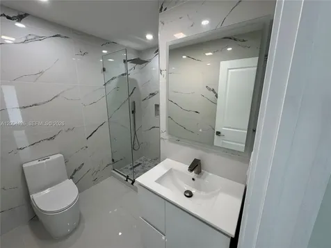 8064 W 14th Avenue Hialeah FL 33014