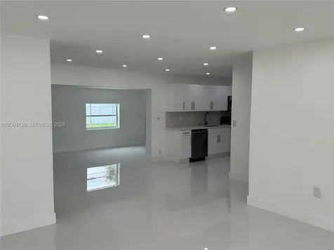 8064 W 14th Avenue Hialeah FL 33014