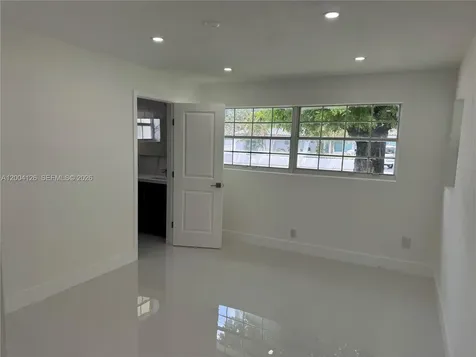 8064 W 14th Avenue Hialeah FL 33014