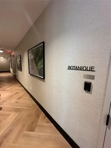 121 NE 5 Miami FL 33132