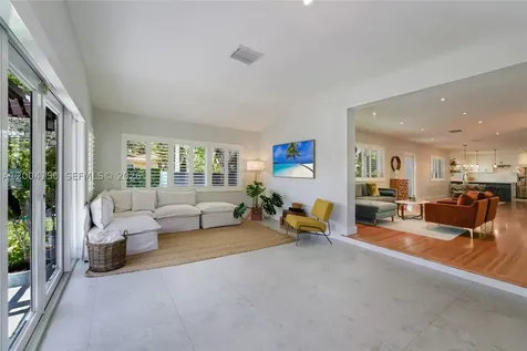 2225 SW 19th Avenue Miami FL 33145
