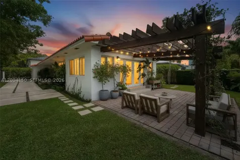 2225 SW 19th Avenue Miami FL 33145