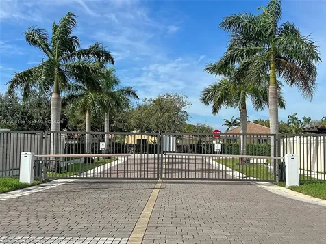 154 SE 23rd Terrace Homestead FL 33033