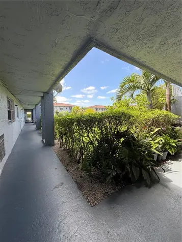 4050 NW 135th Street Opa-Locka FL 33054