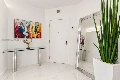 16385 Biscayne Boulevard North Miami Beach FL 33160