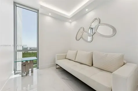 16385 Biscayne Boulevard North Miami Beach FL 33160