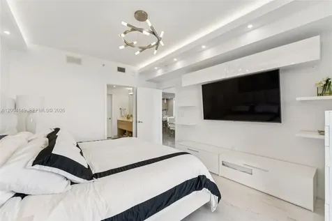 16385 Biscayne Boulevard North Miami Beach FL 33160