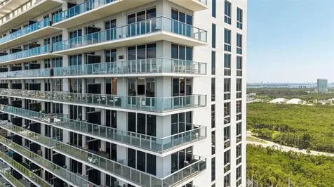 16385 Biscayne Boulevard North Miami Beach FL 33160