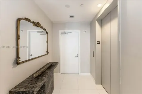 851 NE 1st Avenue Miami FL 33132