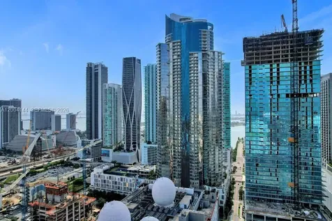 851 NE 1st Avenue Miami FL 33132