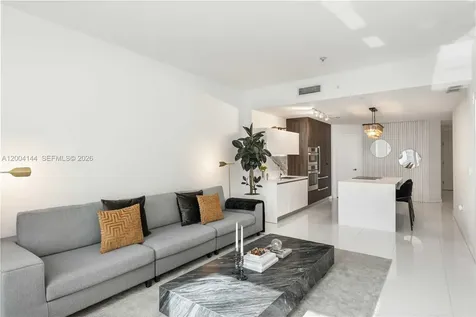 851 NE 1st Avenue Miami FL 33132