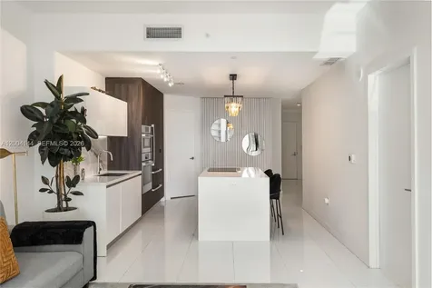 851 NE 1st Avenue Miami FL 33132