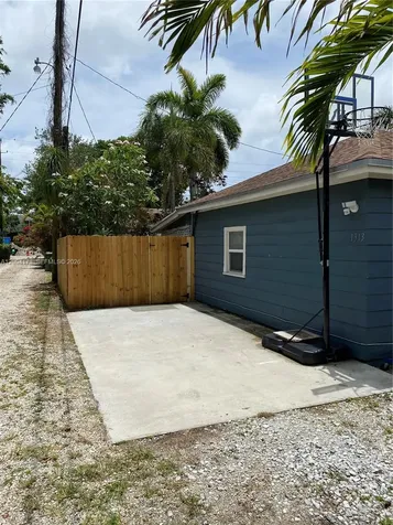 1313 NE 3rd Street Fort Lauderdale FL 33301