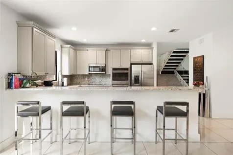 9890 NW 86th Terrace Doral FL 33178