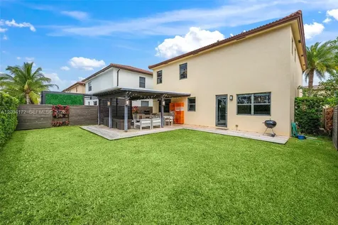 9890 NW 86th Terrace Doral FL 33178