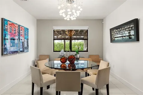 9890 NW 86th Terrace Doral FL 33178