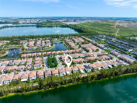 9890 NW 86th Terrace Doral FL 33178