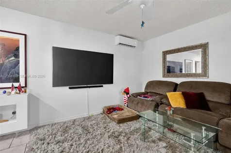 1820 Venice Park Drive North Miami FL 33181