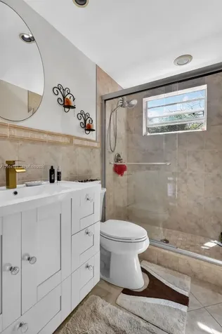 1820 Venice Park Drive North Miami FL 33181