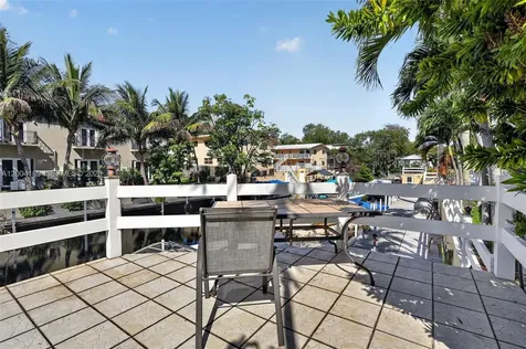 1820 Venice Park Drive North Miami FL 33181