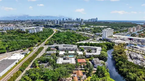 1820 Venice Park Drive North Miami FL 33181
