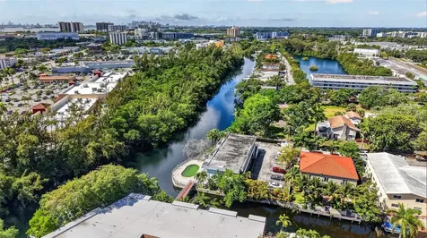 1820 Venice Park Drive North Miami FL 33181