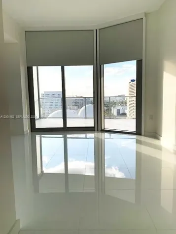 851 NE 1st Avenue Miami FL 33132