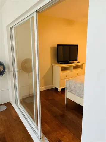 1481 S Ocean Boulevard Lauderdale By The Sea FL 33062
